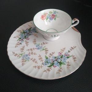 Antique Europeans Tea Cup Set